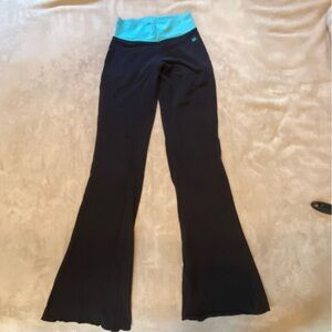 Flared Leggings with blue waist band